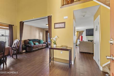 43 Pemberton Drive Matawan NJ 07747