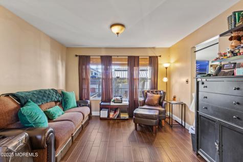 43 Pemberton Drive Matawan NJ 07747