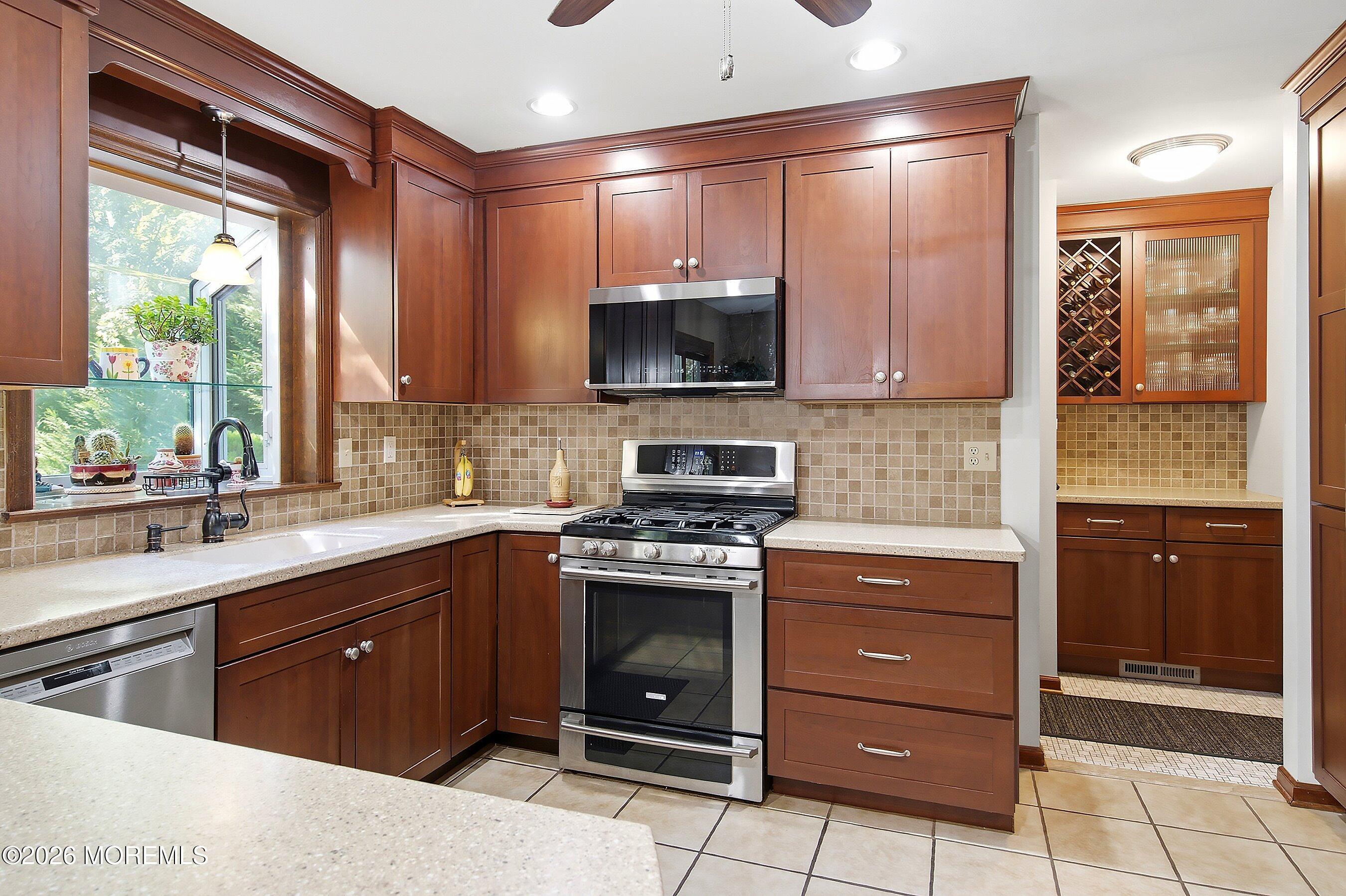 5 Point O Woods Road Middletown NJ 07748