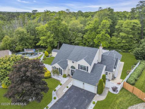 66 Holly Tree Lane Toms River NJ 08753