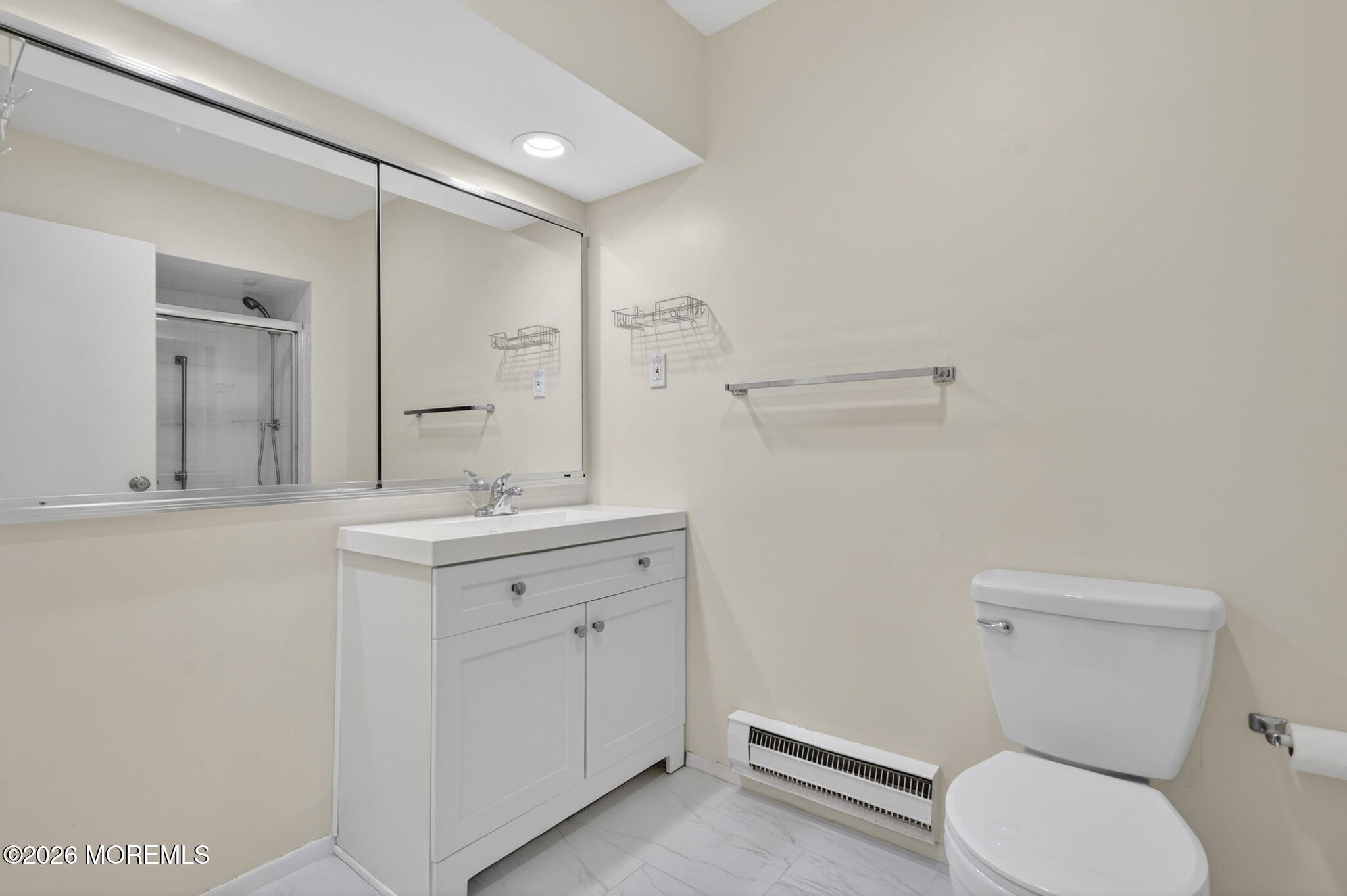 14 Pine Cluster Circle Manalapan NJ 07726