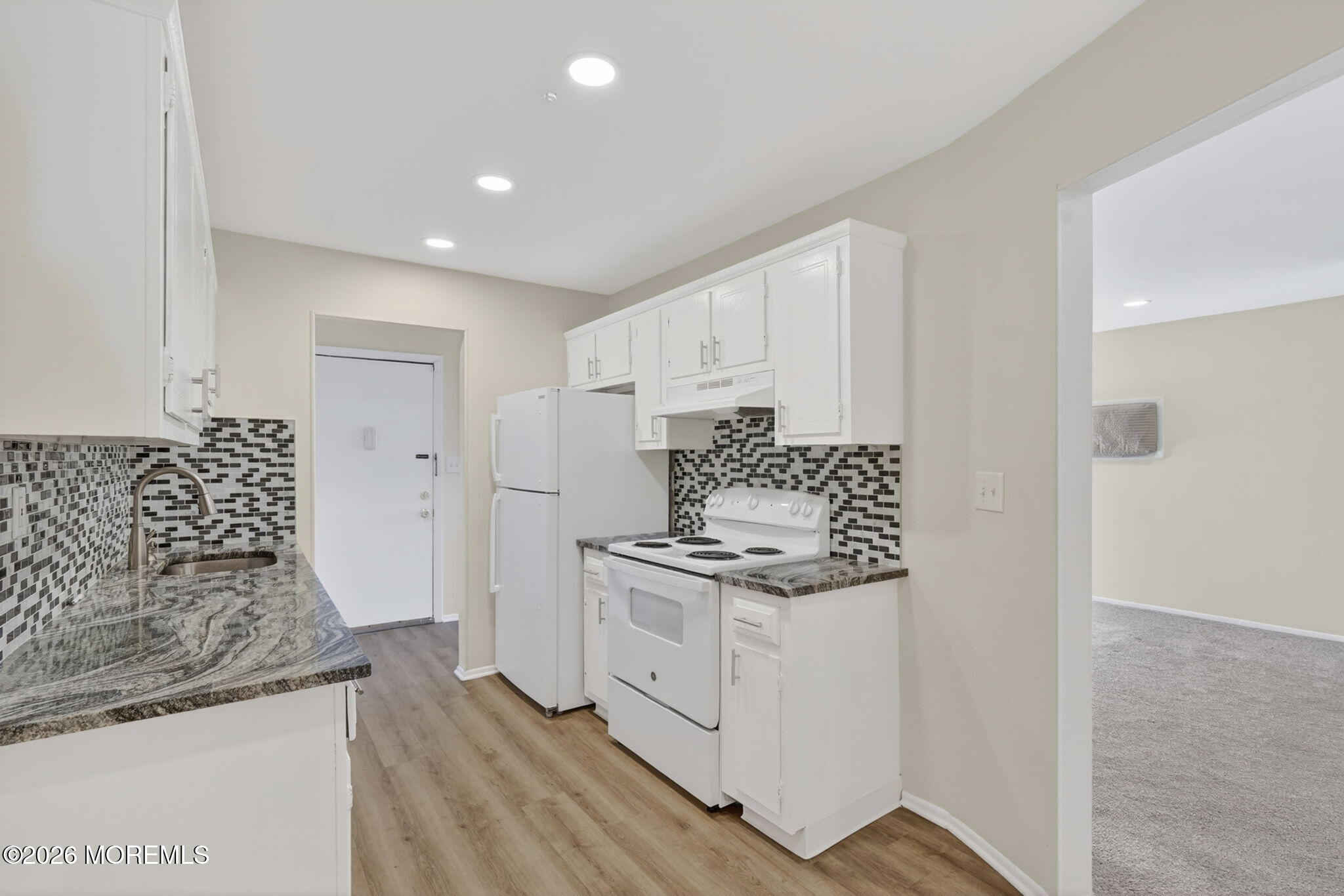 14 Pine Cluster Circle Manalapan NJ 07726