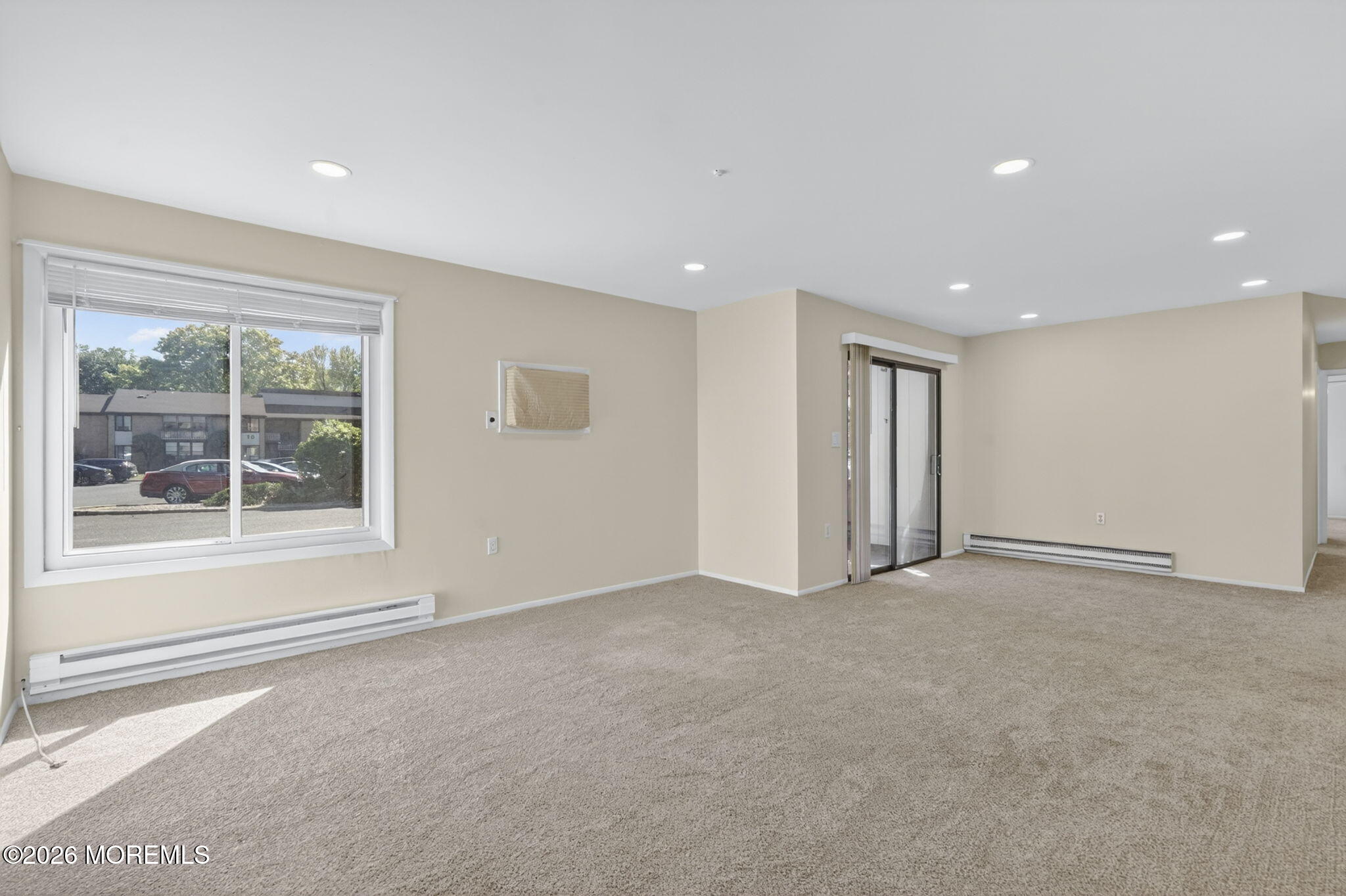 14 Pine Cluster Circle Manalapan NJ 07726