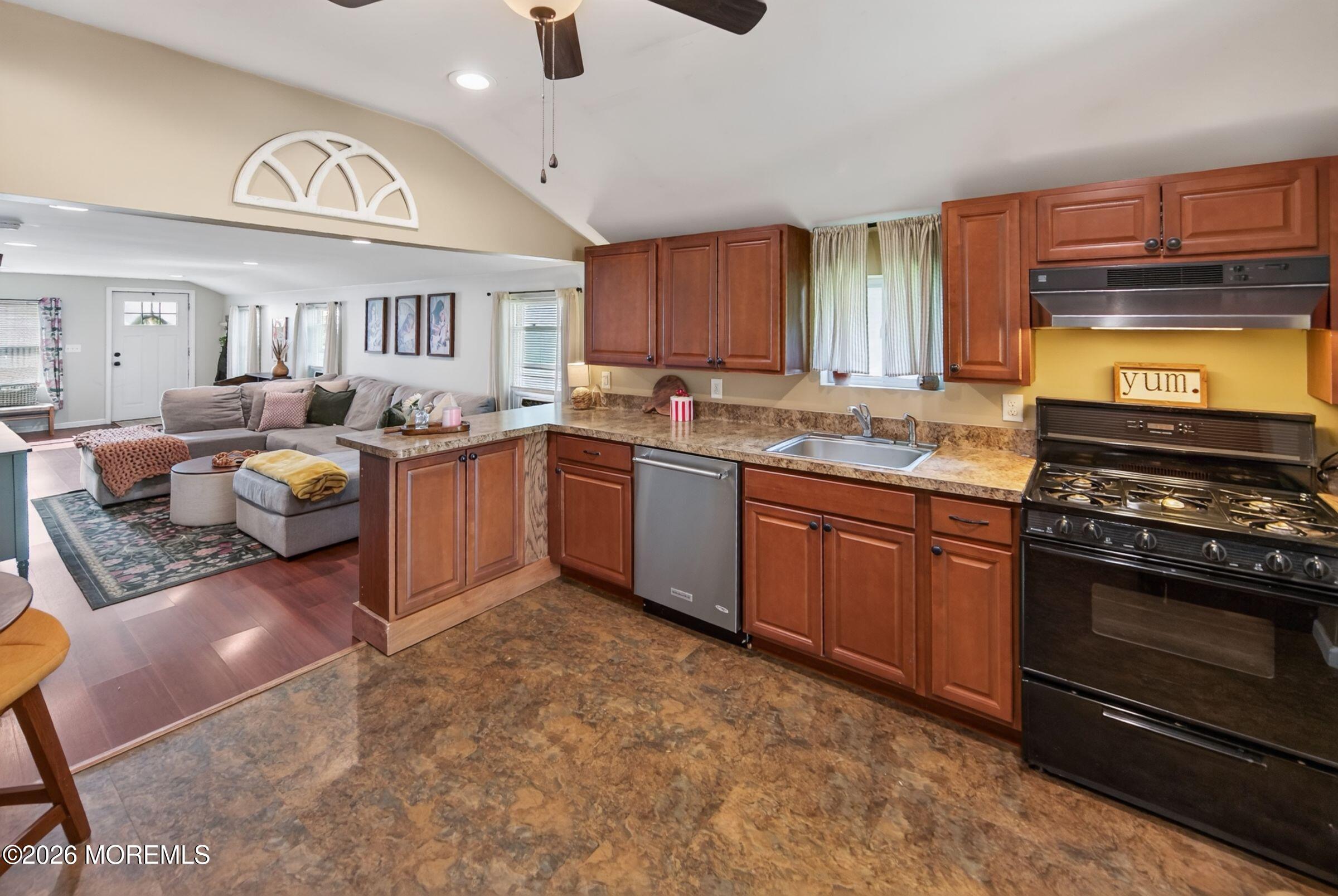 758 Monmouth Parkway North Middletown NJ 07748