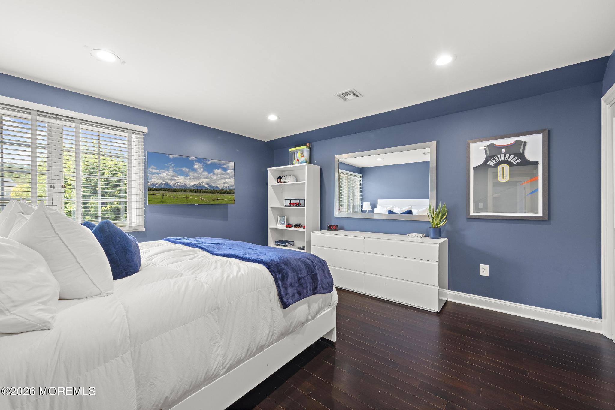 2 Topaz Court Marlboro NJ 07746