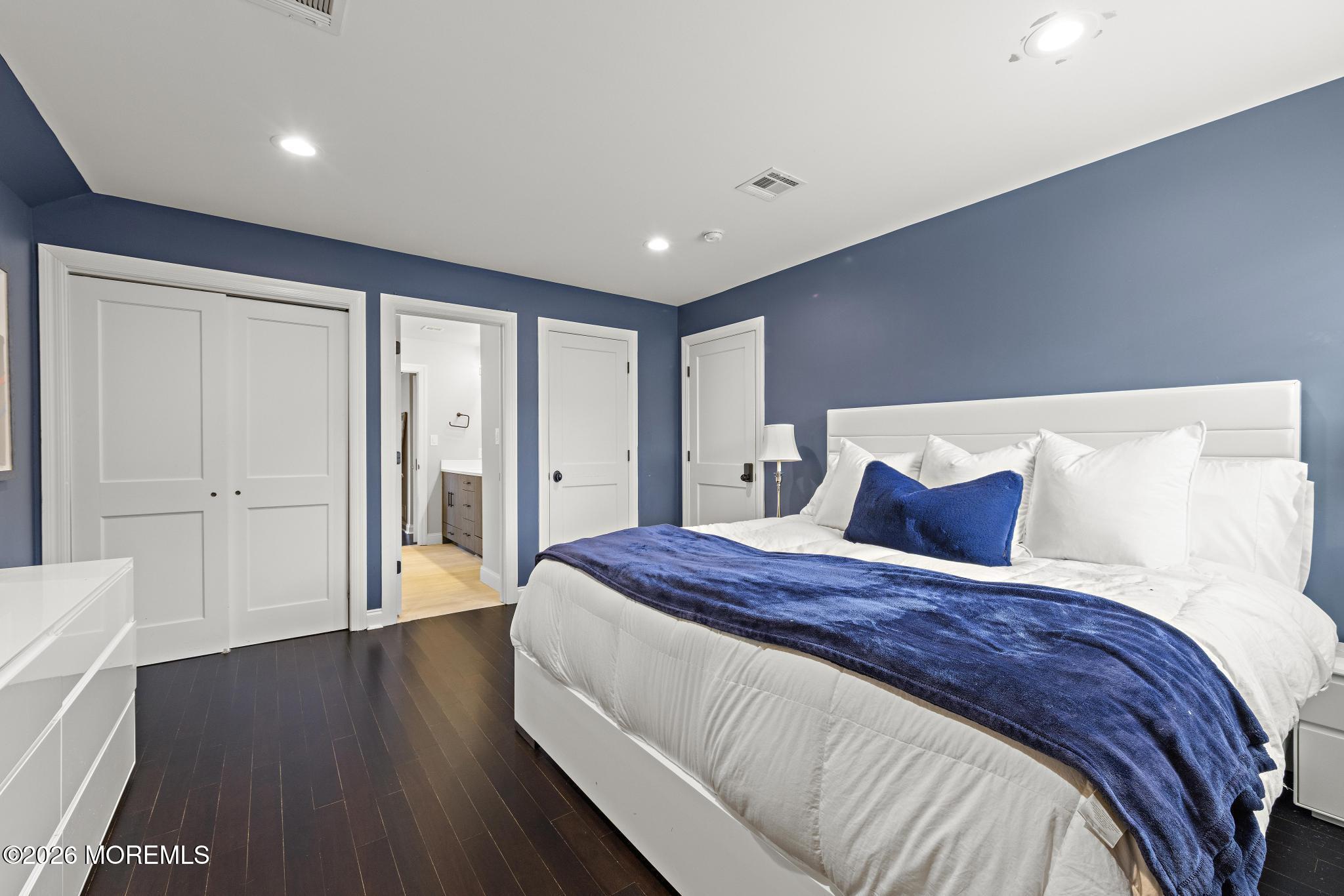 2 Topaz Court Marlboro NJ 07746