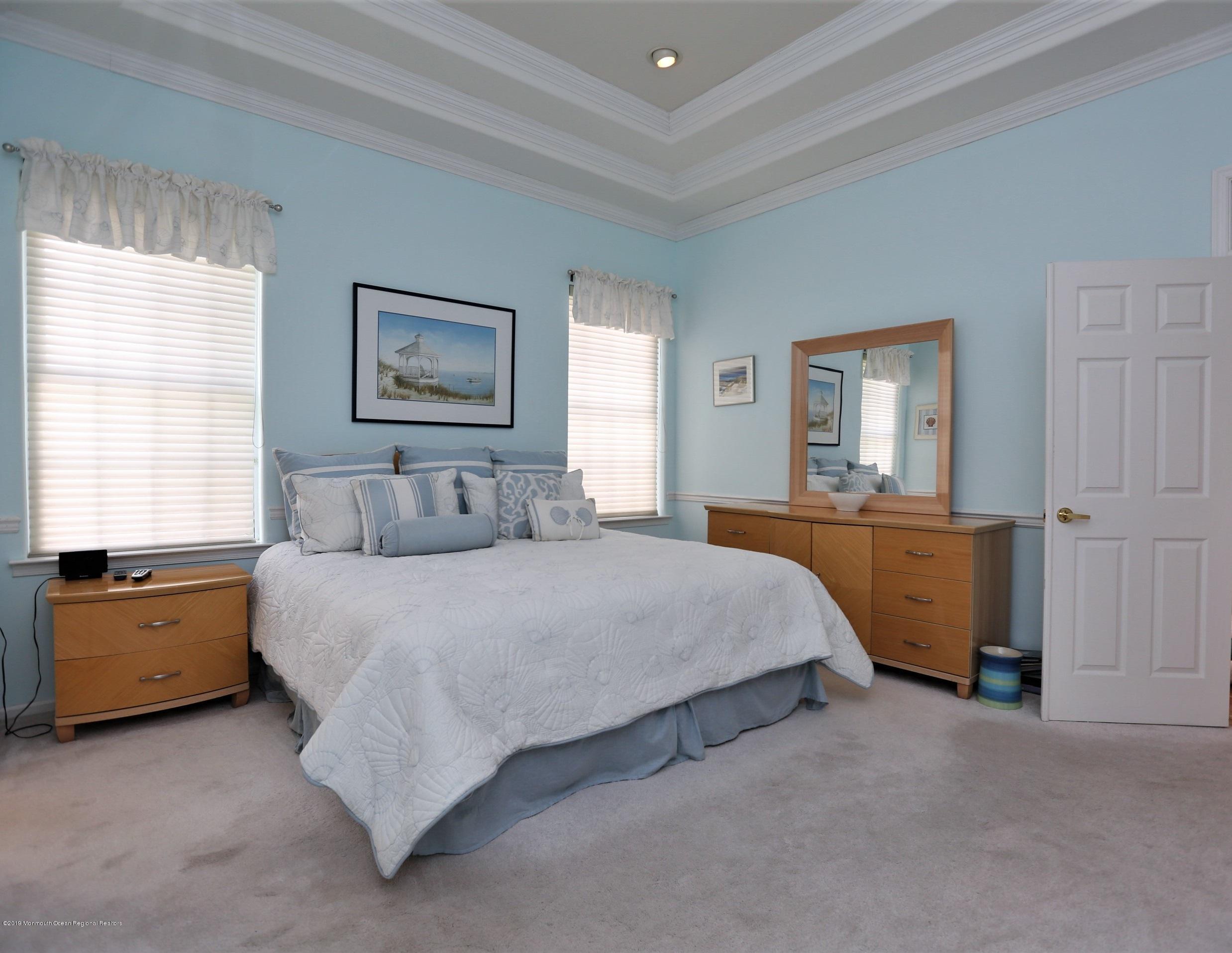 18 Cypress Point Lane Jackson NJ 08527