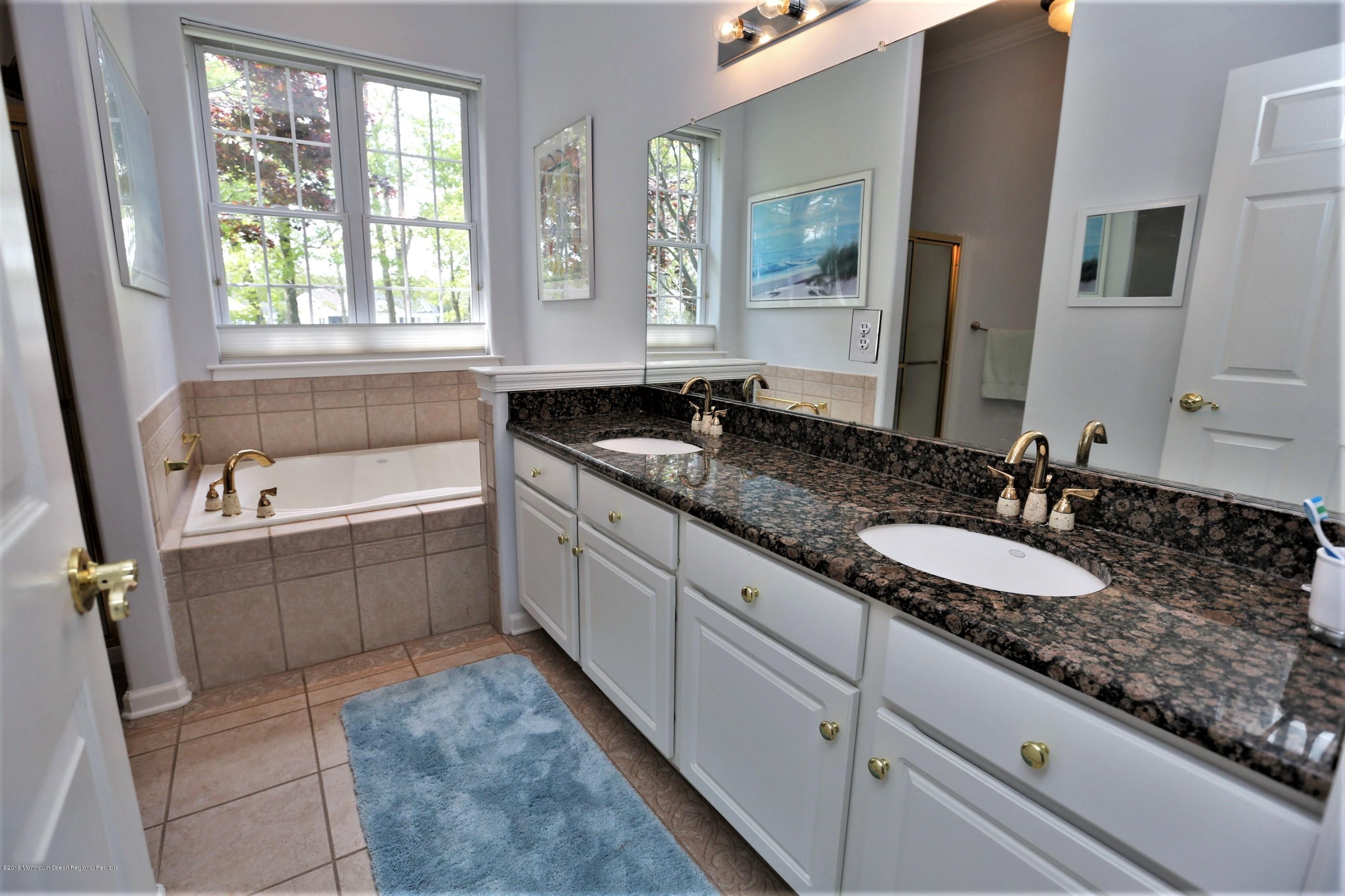 18 Cypress Point Lane Jackson NJ 08527