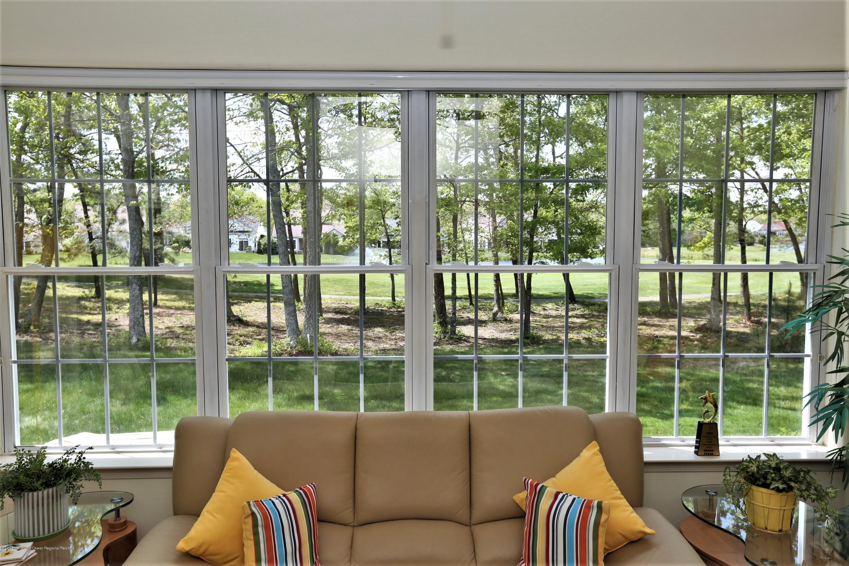 18 Cypress Point Lane Jackson NJ 08527