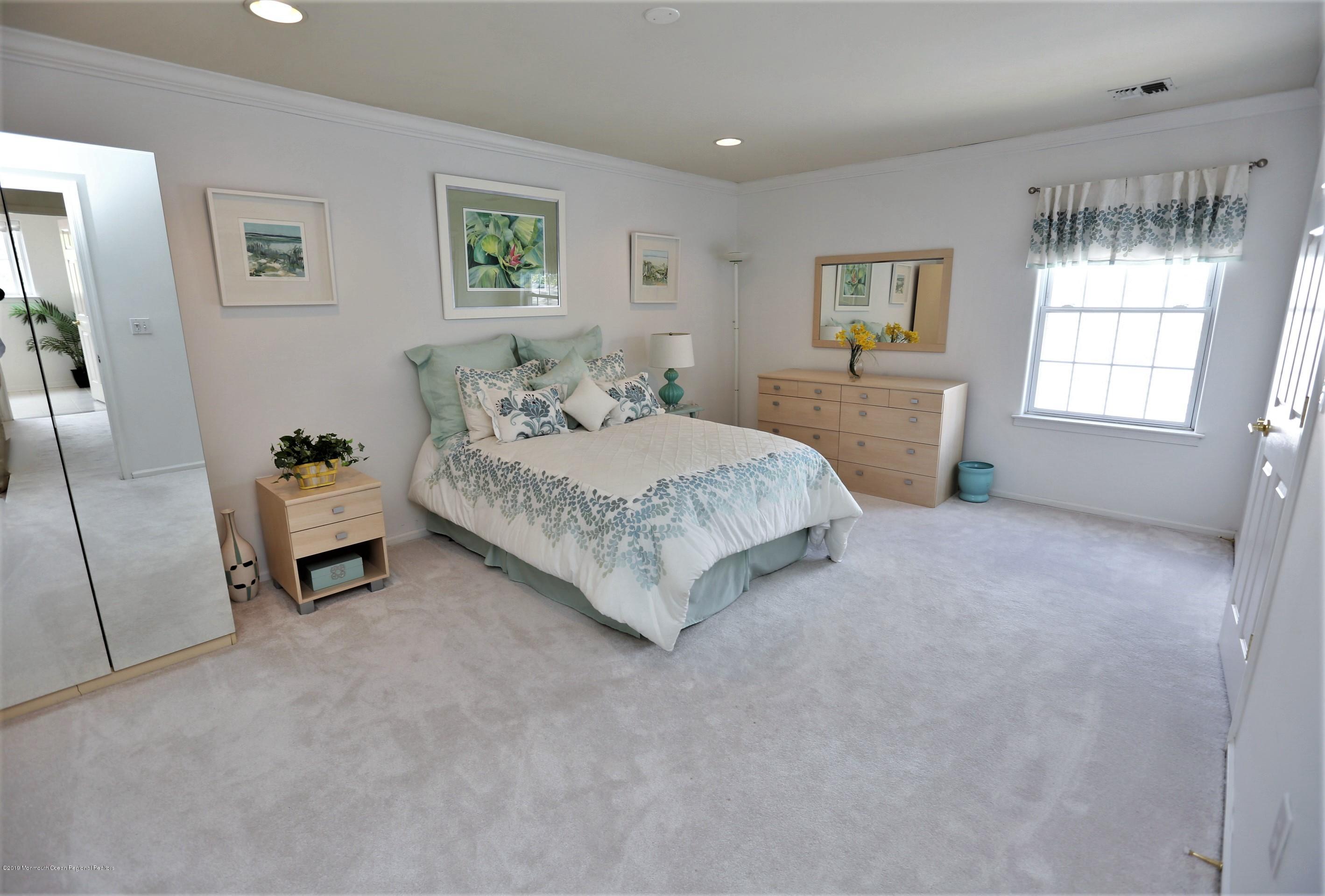 18 Cypress Point Lane Jackson NJ 08527