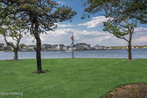 224 Kettle Creek Road Toms River NJ 08753