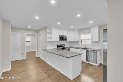 185 Elmwood Road Oakhurst NJ 07755