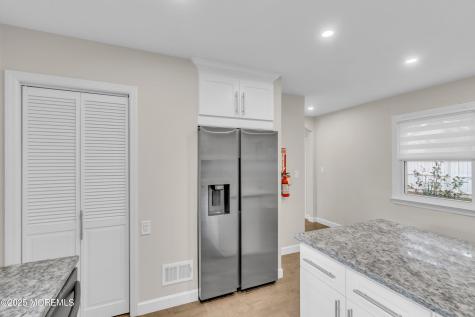 185 Elmwood Road Oakhurst NJ 07755