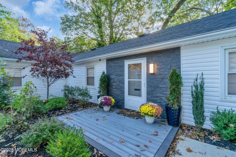 185 Elmwood Road Oakhurst NJ 07755