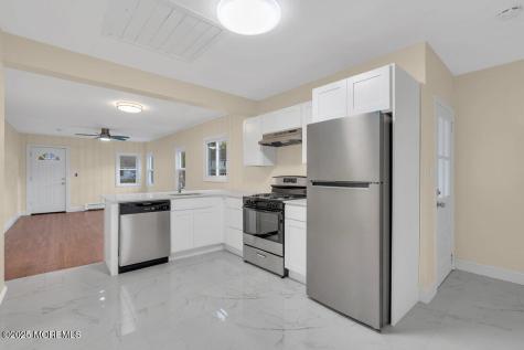 14 Mapletree Road Toms River NJ 08753