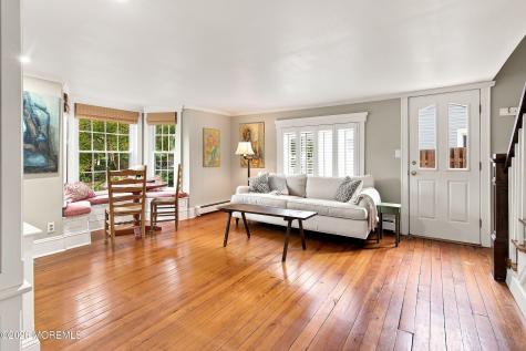 34 Allen Street Rumson NJ 07760