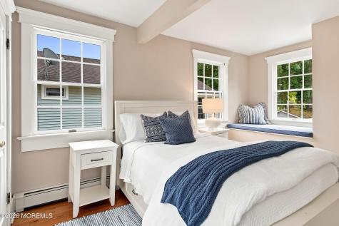 34 Allen Street Rumson NJ 07760