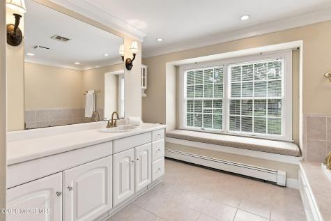 34 Allen Street Rumson NJ 07760