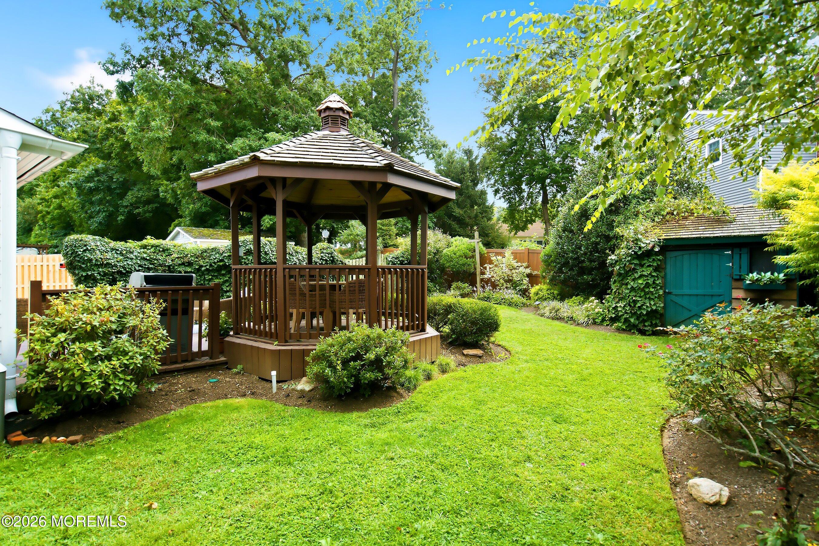 34 Allen Street Rumson NJ 07760