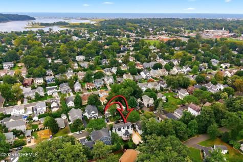 34 Allen Street Rumson NJ 07760