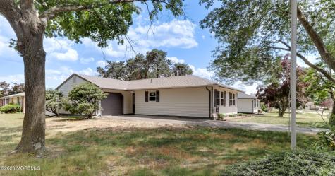 1 Whitecap Way Brick NJ 08723