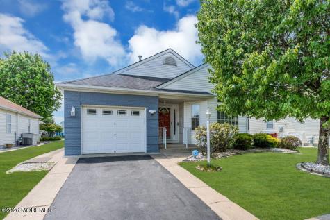6 Abergele Drive Toms River NJ 08757