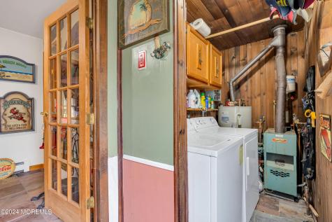 212 Barramore Avenue Lanoka Harbor NJ 08734