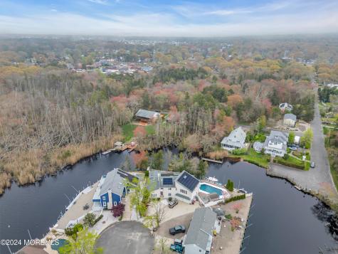 212 Barramore Avenue Lanoka Harbor NJ 08734