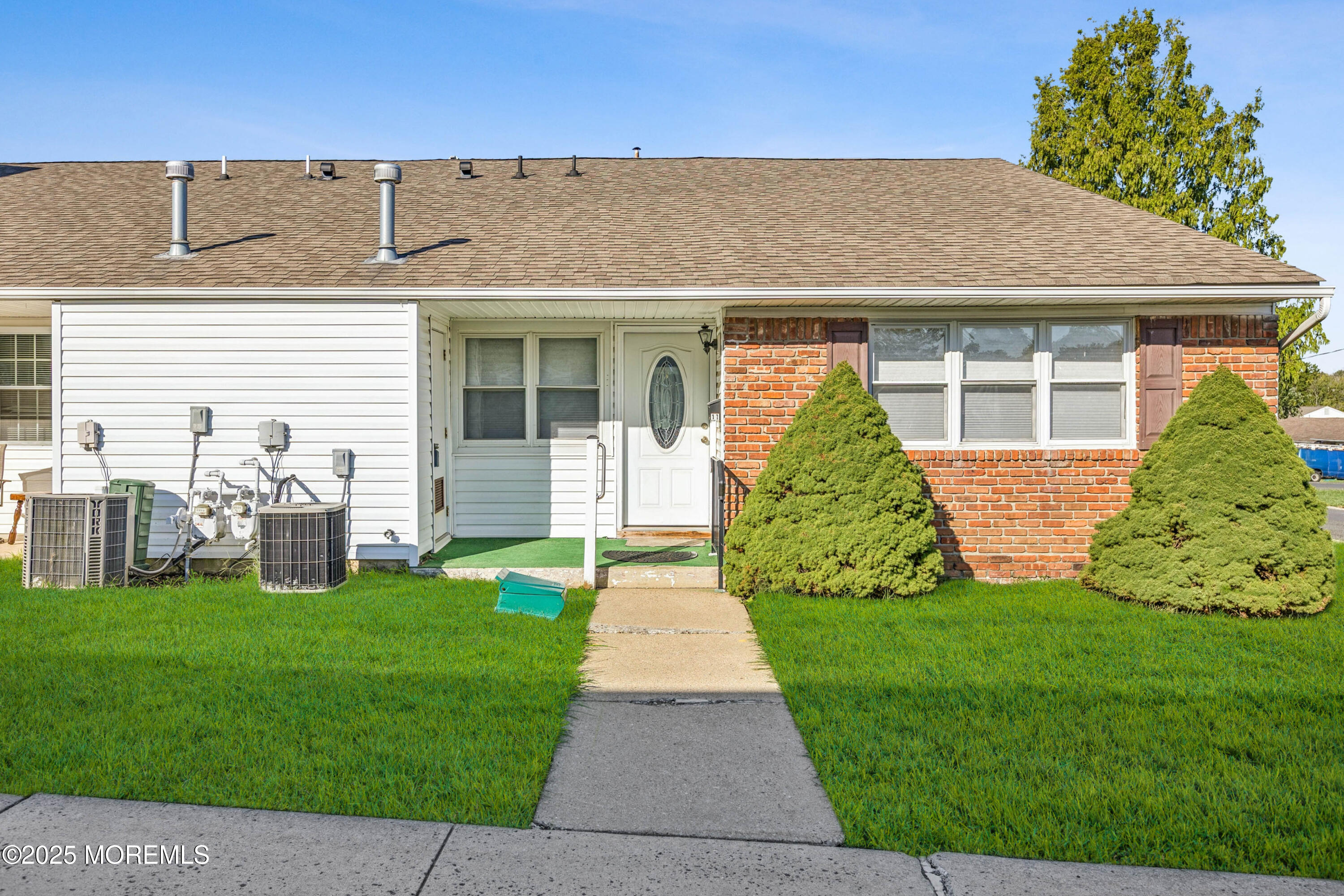 11 Maine Court Matawan NJ 07747