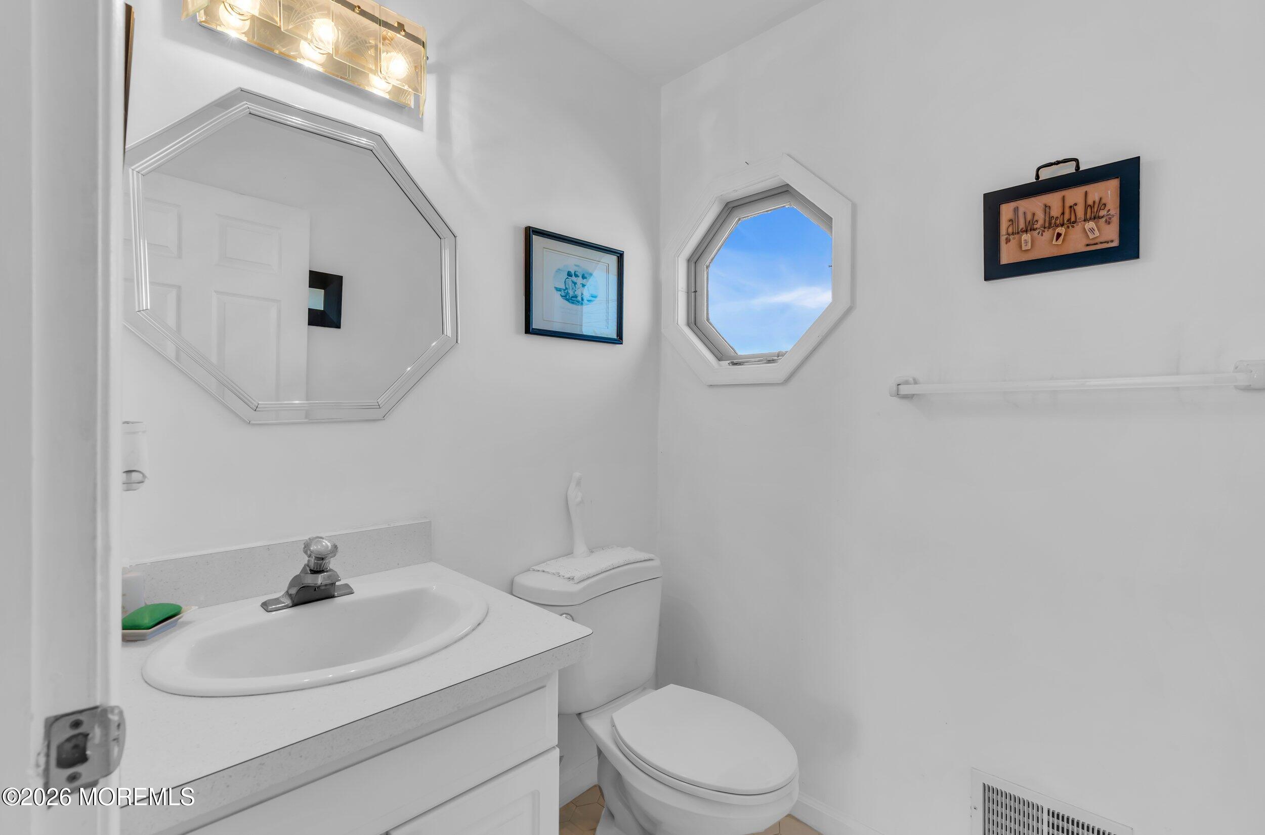 3407 Thistle Avenue Toms River NJ 08753