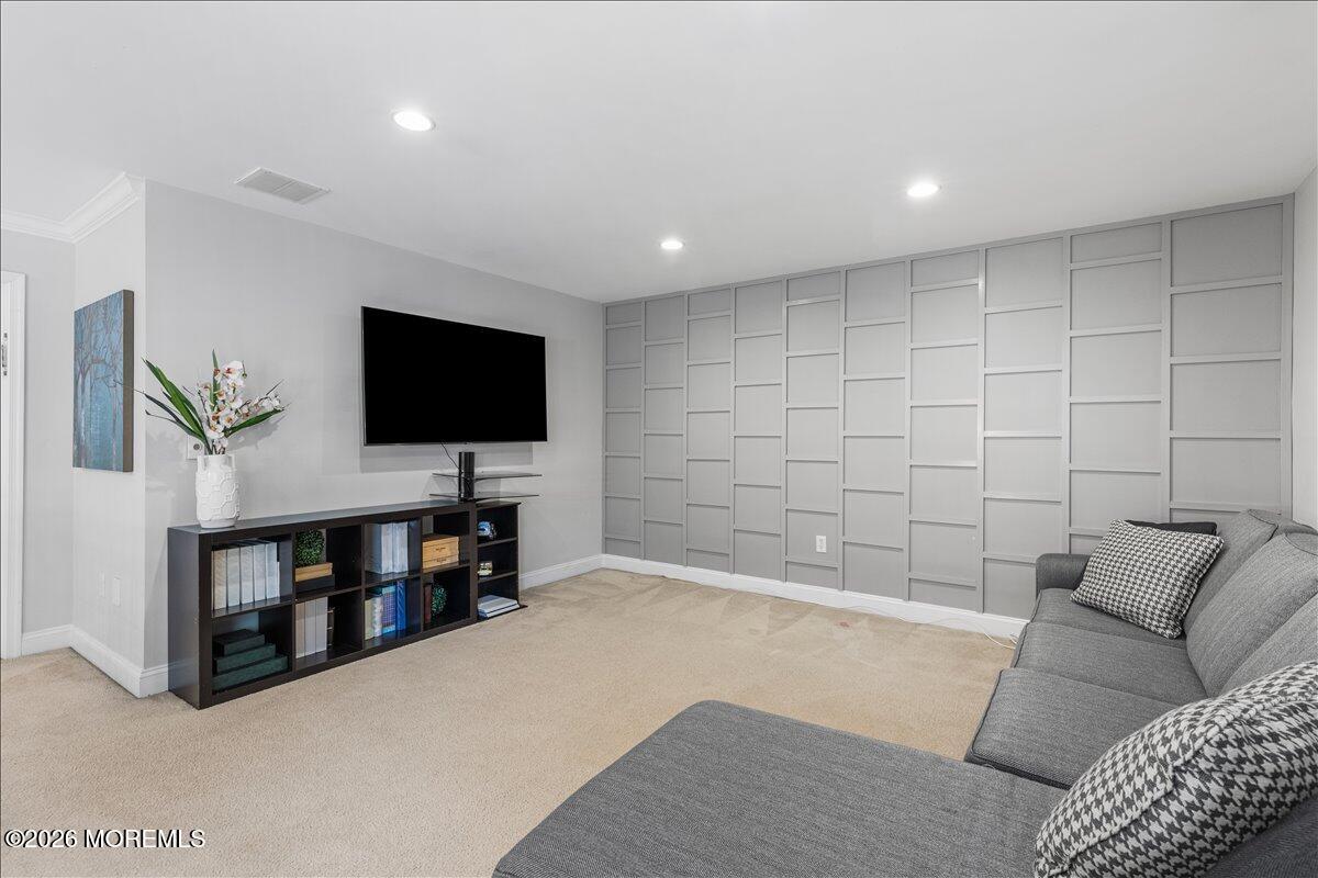 6 Huggins Lane Manalapan NJ 07726