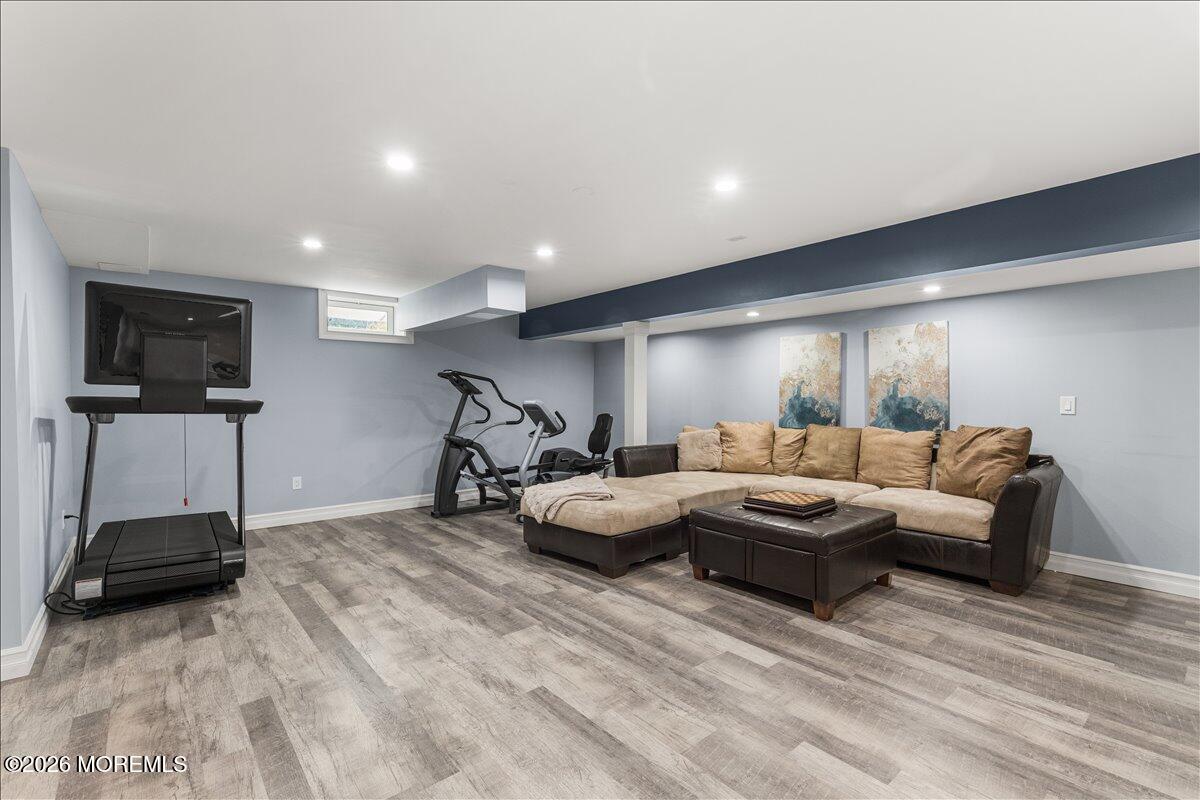 6 Huggins Lane Manalapan NJ 07726