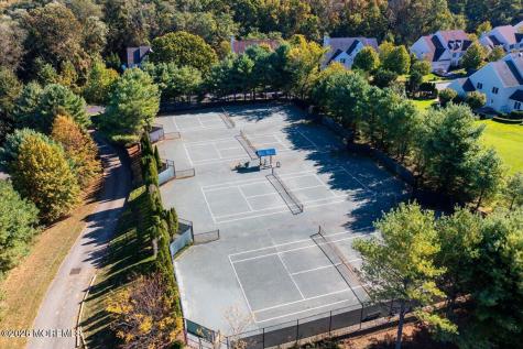 6 Huggins Lane Manalapan NJ 07726