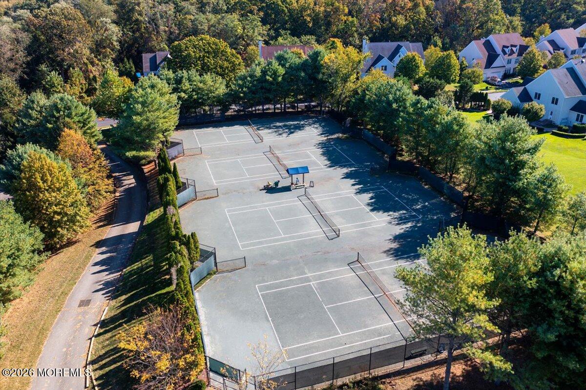 6 Huggins Lane Manalapan NJ 07726
