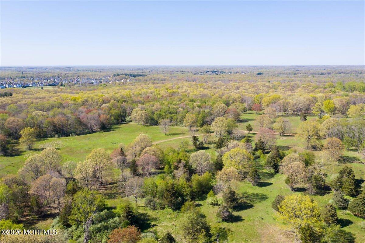 6 Huggins Lane Manalapan NJ 07726