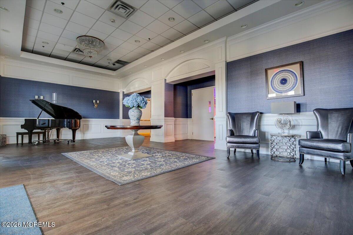 6 Huggins Lane Manalapan NJ 07726