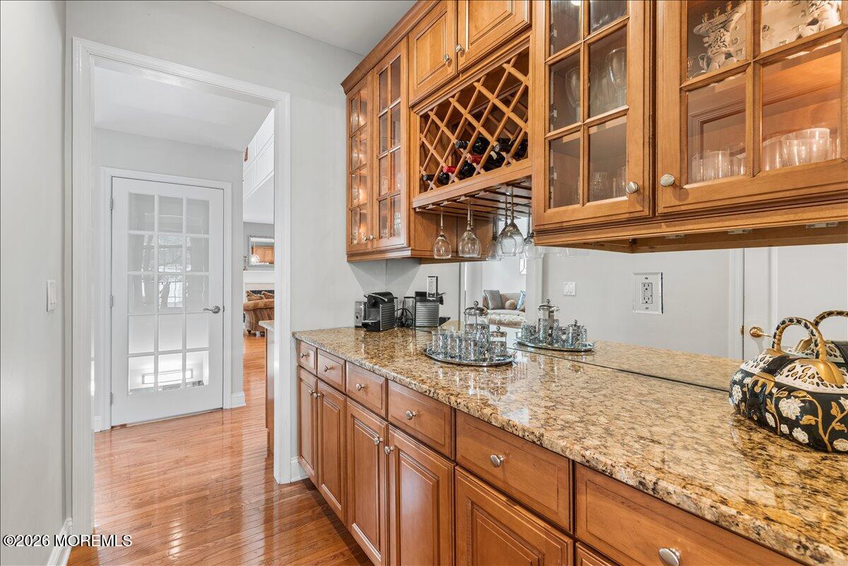 6 Huggins Lane Manalapan NJ 07726