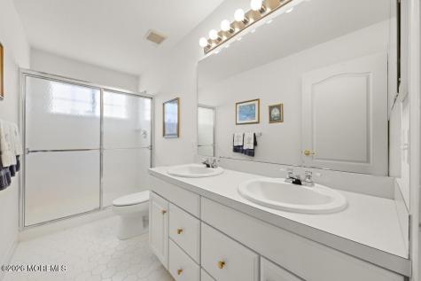 43 Silverspring Drive Lakewood NJ 08701