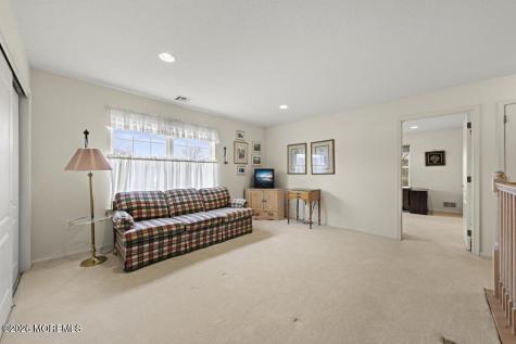 43 Silverspring Drive Lakewood NJ 08701