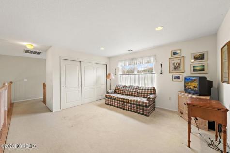 43 Silverspring Drive Lakewood NJ 08701