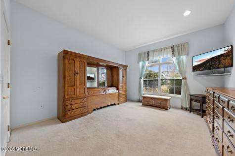 43 Silverspring Drive Lakewood NJ 08701