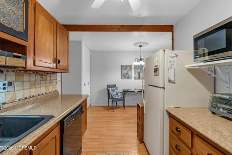 108 Edinburgh Lane Lakewood NJ 08701