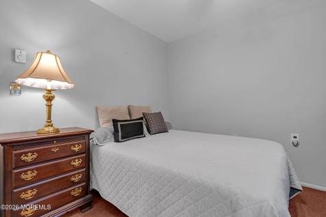 108 Edinburgh Lane Lakewood NJ 08701
