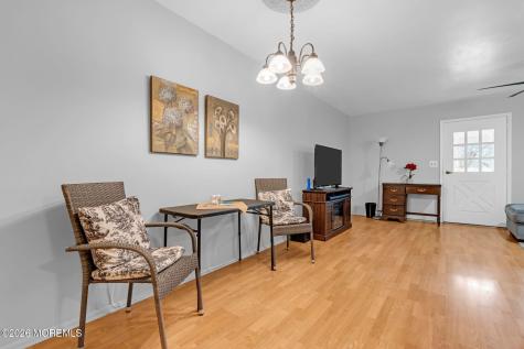 108 Edinburgh Lane Lakewood NJ 08701