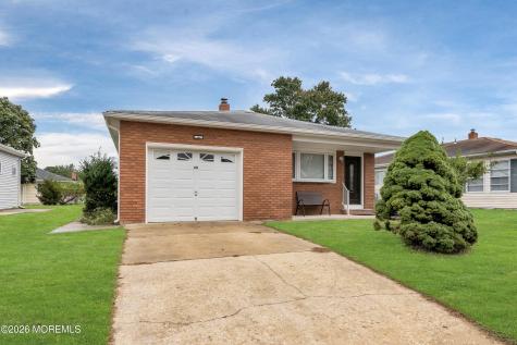 40 Bonaire Drive Toms River NJ 08757