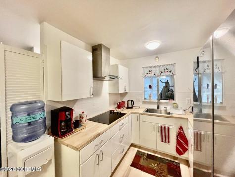 13 B Lexington Drive Whiting NJ 08759