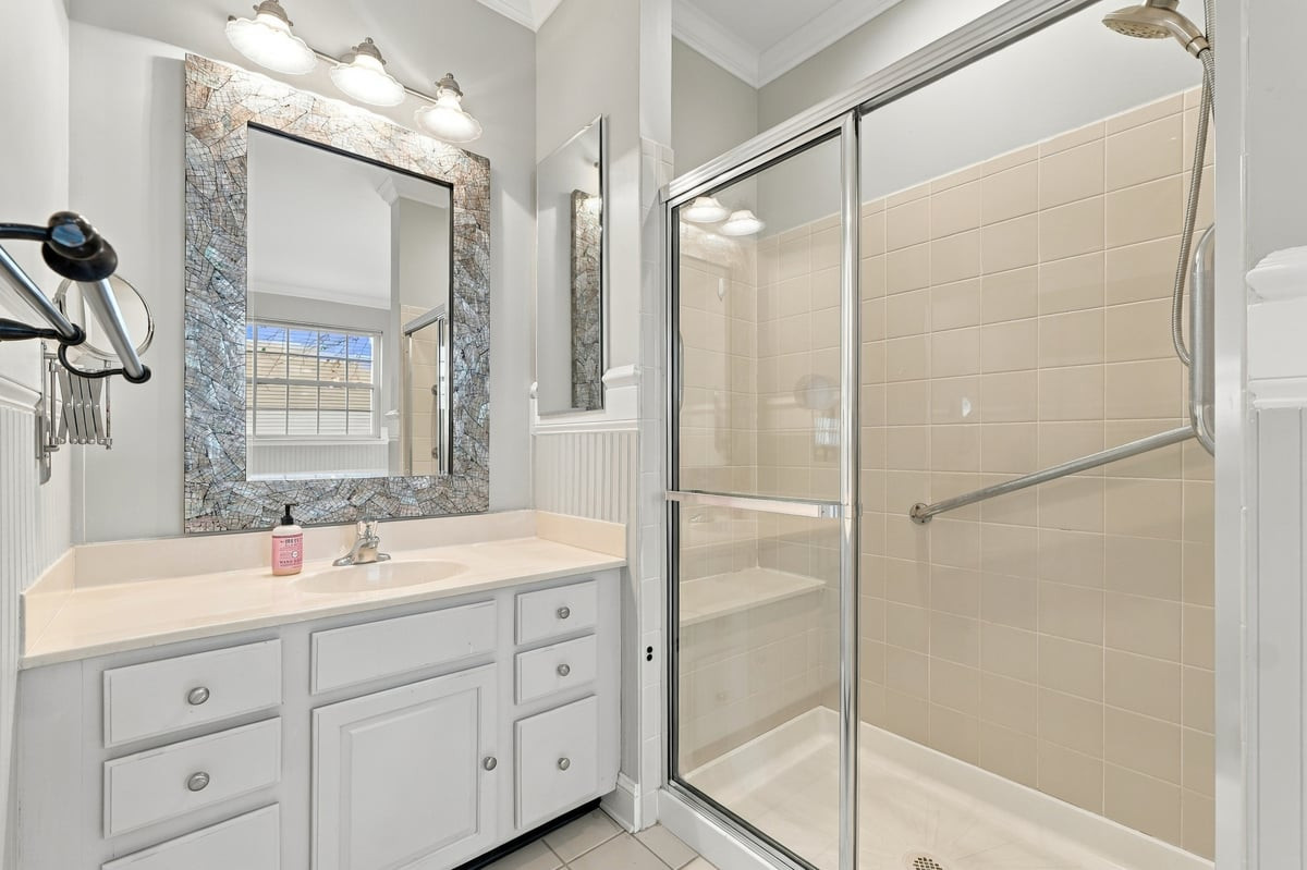 12 Powderhorn Way Allentown NJ 08501