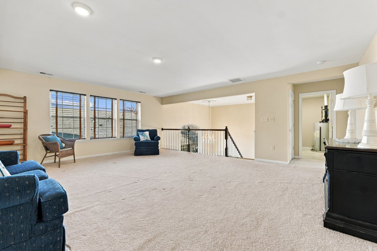 12 Powderhorn Way Allentown NJ 08501