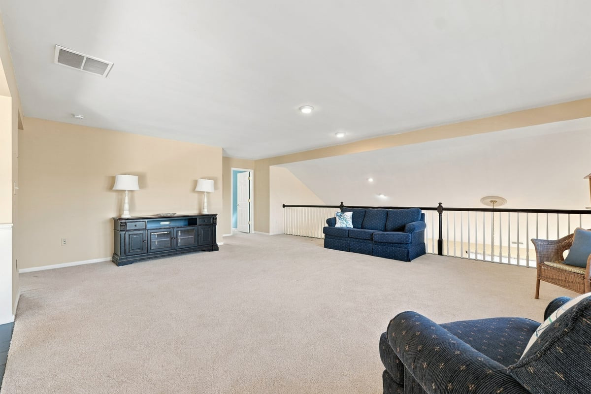 12 Powderhorn Way Allentown NJ 08501