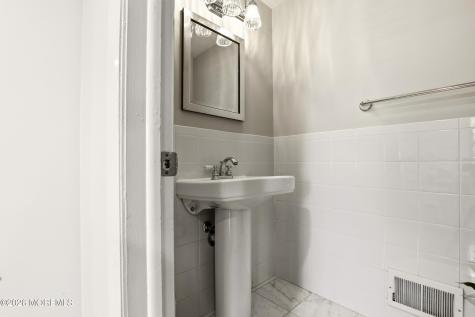 337 Hilltop Road Toms River NJ 08753